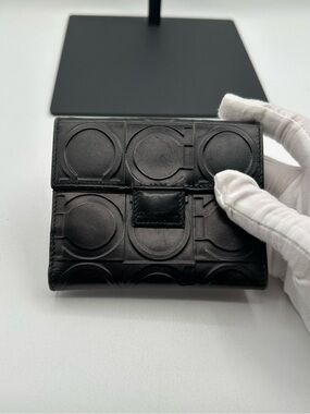 Salvatore Ferragamo Leather Embossed Gancini Wallet